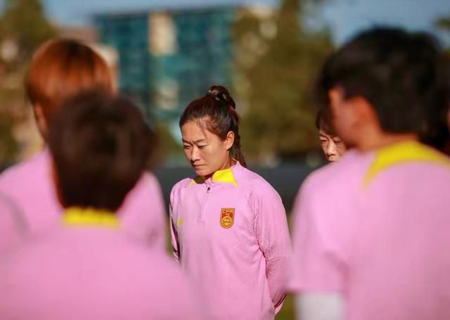 美女热舞系列11